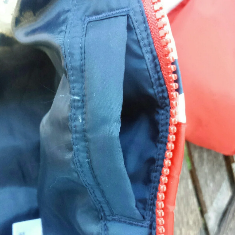 Levi's Baby Red White Blue Hood Winter Puffer Jacket 24M - Picture 9 of 12